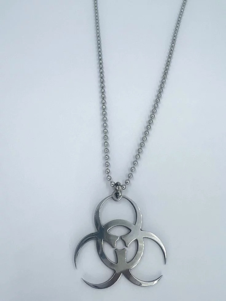 fwlFFF's tweet photo. How Pinterest sees me 

Piercing 
Icon
Accessory
Style https://t.co/QiZh9fuQdd