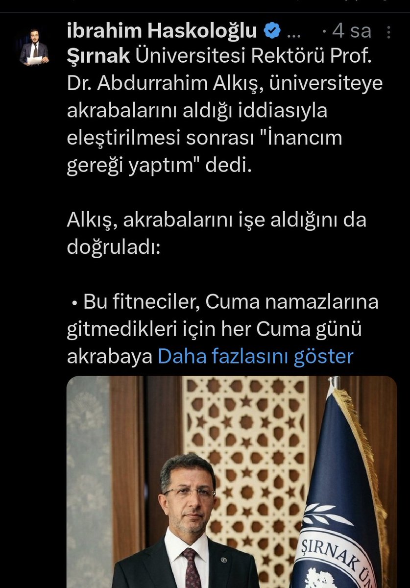 NekadarolduTR's tweet photo. Şırnak Üniversitesi Rektörü Prof. Dr. Abdurrahim Alkış hakkında yürütülen süreç, sosyal medyada dezenformasyonun nasıl üretildiğini, medya eliyle nasıl meşrulaştırıldığını ve ardından nasıl bir linç kampanyasına dönüştürüldüğünü gösteren ibretlik bir örnektir.

Burada yalnızca bir haber tartışması yoktur. 
Burada sahte ya da manipüle edilmiş içeriklerin kamuoyu hükmüne dönüştürülmesi meselesi vardır.

Önce rektör adına sahte veya kaynağı tartışmalı hesaplar üzerinden akıl dışı ifadeler dolaşıma sokuluyor. Ardından bu içerikler ekran görüntüsü hâline getiriliyor. Sonra bu ekran görüntüleri, sanki doğrulanmış belgeymiş gibi haberleştiriliyor. 
En sonunda da sosyal medya kitleleri bu üretilmiş içerikler üzerinden linç sürecine davet ediliyor.

Bu, gazeteciliğin değil; dijital dezenformasyon düzeninin işleyiş biçimidir.

Sahte kaynak üretiliyor.
Sahte kaynak haberleştiriliyor.
Haber sosyal medyada büyütülüyor.
Sosyal medya tepkisi yeniden haber yapılıyor.
Böylece yalan, dolaşım gücü sayesinde hakikat gibi gösteriliyor.

Oysa gazeteciliğin temel sorumluluğu tam da burada başlar. Bir iddia sosyal medyada yayıldı diye haber değeri kazanmaz. Bir ekran görüntüsü dolaşıma girdi diye belgeye dönüşmez. Bir sahte hesap üzerinden üretilen içerik, “kamuoyu bunu konuşuyor” denilerek meşrulaştırılamaz.

Kamu görevlileri elbette eleştirilebilir. Üniversite yönetimleri, kadro süreçleri, atamalar ve liyakat meselesi elbette kamu denetimine açıktır. Fakat bu denetim sahte hesaplarla, doğrulanmamış paylaşımlarla, manipüle edilmiş ekran görüntüleriyle değil; belgeyle, resmî kayıtla, muhatap cevabıyla ve denetlenebilir bilgiyle yapılır.

Şırnak Üniversitesi, söz konusu paylaşımların rektörle ve üniversiteyle ilgisi olmadığını açıklamıştır. Rektör Alkış da kendisine atfedilen sözleri açık biçimde reddetmiştir. Buna rağmen aynı içeriklerin ısrarla dolaşımda tutulması, artık habercilik refleksinden çok hedef alma iradesine işaret etmektedir.

Burada sorulması gereken soru şudur:

Sahte ya da manipüle edilmiş olduğu açıklanan içerikler neden hâlâ haberleştiriliyor?

Muhatabın açıklaması neden görünmez kılınıyor?

Resmî kayıtlar yerine neden ekran görüntüleri esas alınıyor?

Teyit edilmemiş sosyal medya içerikleri neden kamuoyu hükmüne dönüştürülüyor?

Bir medya stratejisti olarak bu tabloyu yalnızca bir kişiye dönük saldırı olarak okumuyorum. Bu, dijital çağda itibarın nasıl hedef alınabildiğini, medyanın teyit sorumluluğunu terk ettiğinde nasıl dezenformasyon zincirinin parçasına dönüşebildiğini gösteren daha büyük bir krizdir.

Bugün bir rektör, sahte bir hesap ve birkaç ekran görüntüsüyle hedef alınabiliyorsa; yarın aynı yöntem herhangi bir akademisyene, bürokrata, gazeteciye, siyasetçiye ya da sıradan bir vatandaşa karşı da kullanılabilir.

Bu yüzden mesele kişisel değil, ilkeseldir.
l Dr Muhammed Emin Toy l
@muhammedetoyy