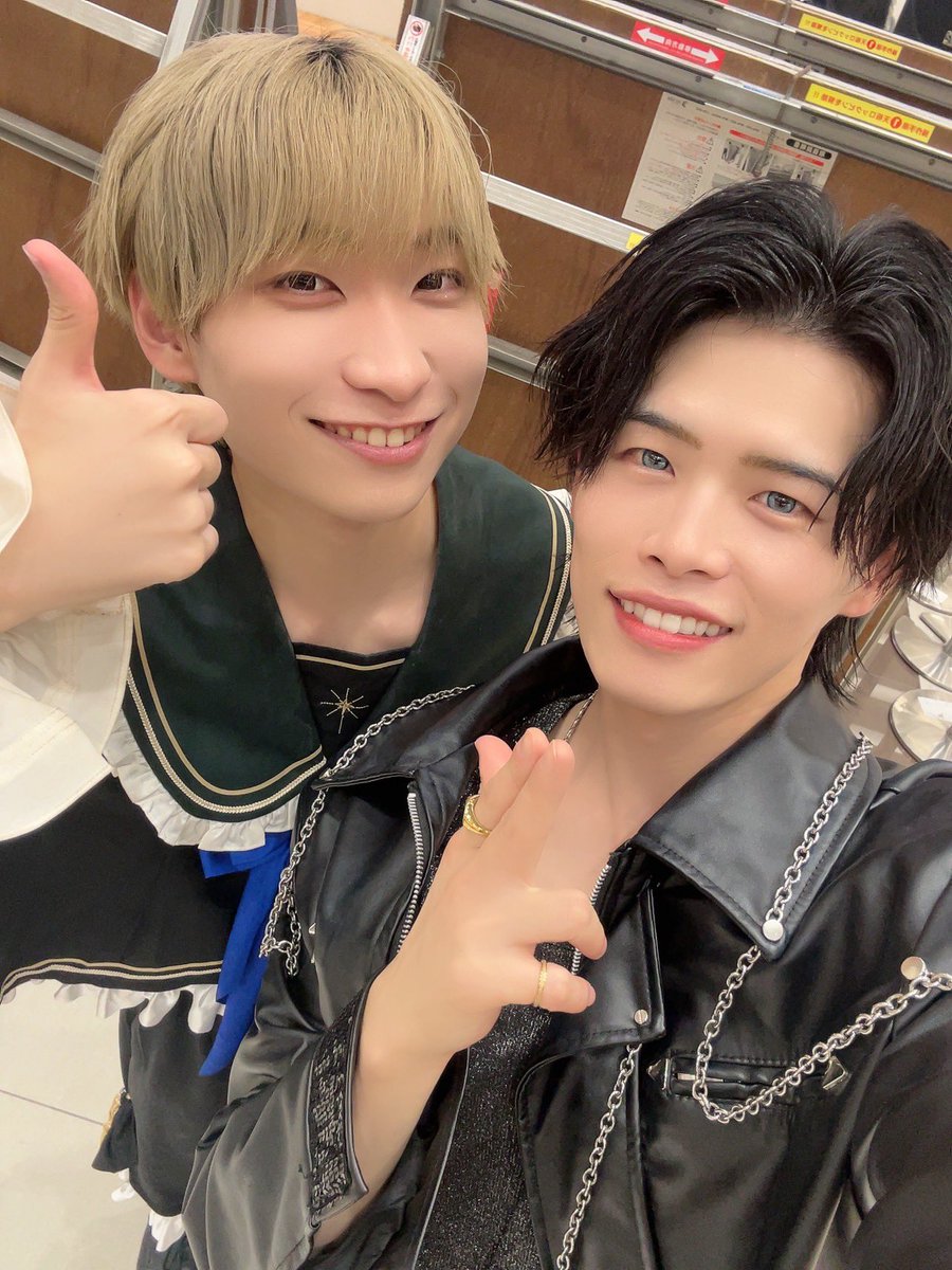 maru2moru2's tweet photo. これが

こうなって

こう！！！！

#ワンブレンダー
#スタプリ https://t.co/R6uJtR2RMV
