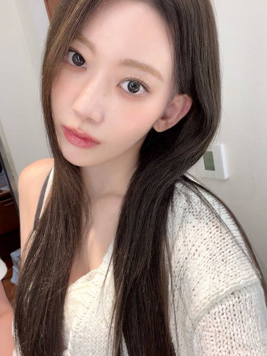 sserapics's tweet photo. THIS SAKURA LONG HAIR https://t.co/g82nagMt1Z