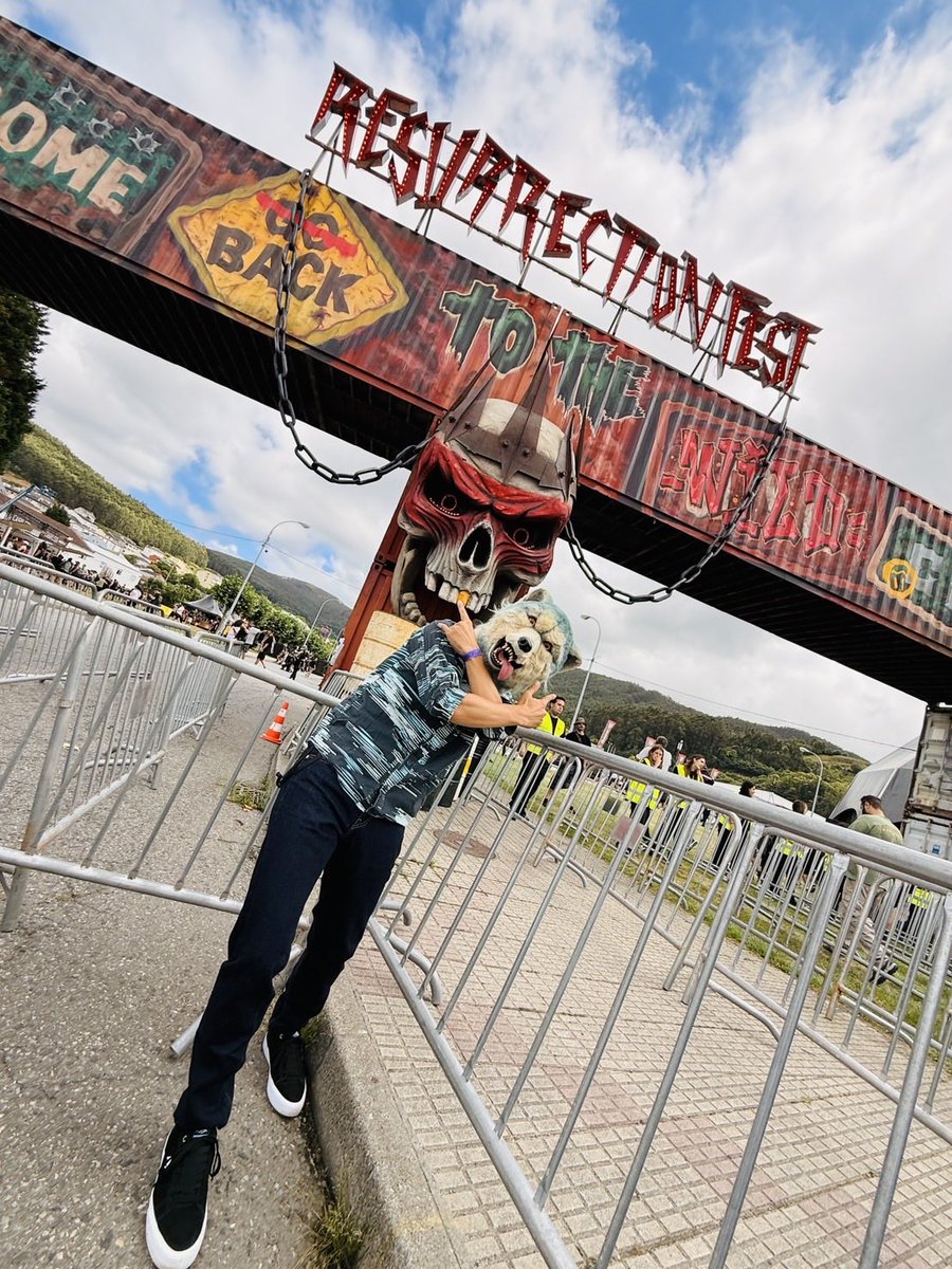 mwamjapan's tweet photo. Hola Resurrección festtttttt‼️

Los lobos están a las 16:55 en el escenario principal🔥🔥🔥

¡Vamos a hacerlo!

simplemente ¿Estás listoooooo⁉️

¡Vamos a rockear🤘

#MANWITHAMISSION
#MWAM
#Resurrectionfest
 #spain https://t.co/ssnSKQ8FOU