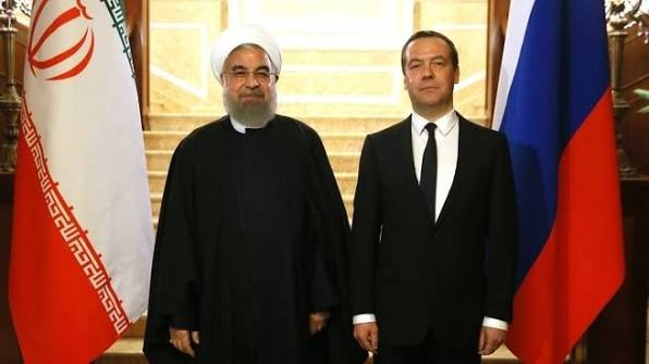 MarioNawfal's tweet photo. 🇷🇺🇮🇷 BIG: Dmitry Medvedev is heading to Tehran as Putin’s special envoy for the funeral of Iran’s late Ayatollah Khomeini.

Russia’s former President & Security Council Deputy will attend the ceremony in Tehran.

Moscow is doubling down on its alliance with Iran amid tensions. The message is loud and clear. 

Source: @TasnimNews (Telegram) / Writer: Jamie