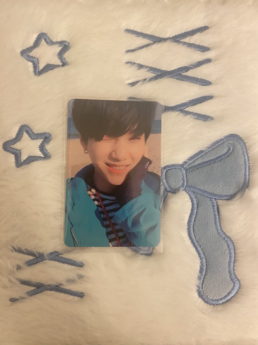 vkoogicollect's tweet photo. feedback super positivo pra @jooniesdear que me vendeu esse yoongi🥺 veio tudo certinho e muito bem embalado e o envio também foi rápido, muito obrigada! https://t.co/YIul0zP5vt