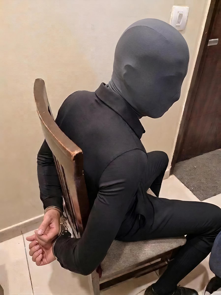 Switchboye's tweet photo. Master left me wrapped in multiple layers of gags, plugged, and tightly bound for the entire day. Completely helpless, completely at his mercy. https://t.co/JFeR5kwx6o