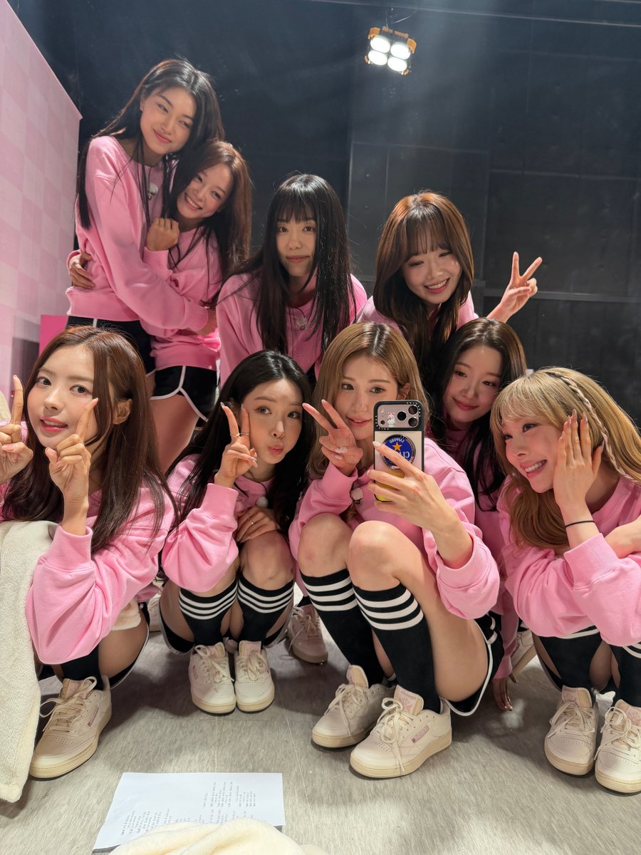 SOMI_Media's tweet photo. [06/30/26] — SOMI on I.O.I B.Stage Pluschat Update (3/9)

조~~~아 따!!! https://t.co/XAc6Vlki8T