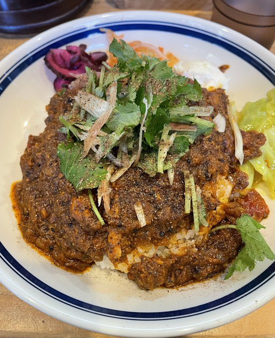uyagoti's tweet photo. 東京の全てのカレーなど全く食べられていないけど、ここは東京を代表する心からおいしいと思える4店を自分如きが偉そうに選ぶなら
大江カレーの野菜と魚介
エチオピアの豆野菜
ブラザーの鯖キーマ
カフェアチャのカレーセット
だと思う。少なくともこの4店をおいしくないと思う人はいないと思う https://t.co/NAWcq4yB55