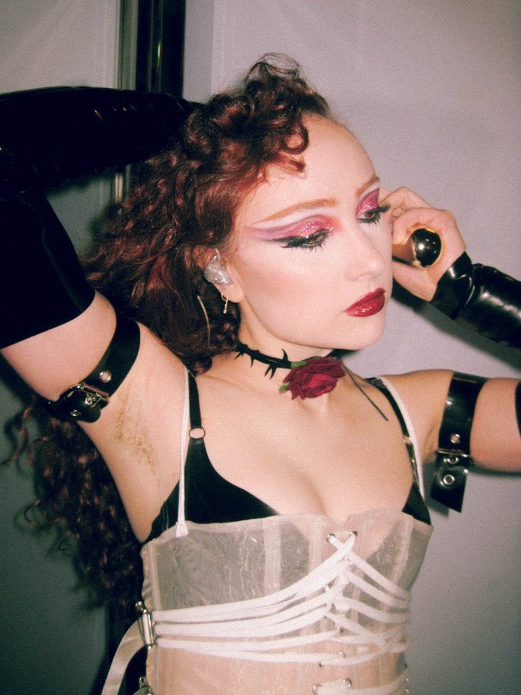 cxckneygirl's tweet photo. that necklace https://t.co/QyCnKD8egx
