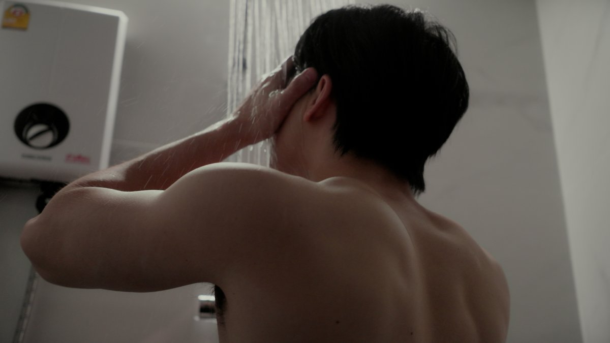 onehdthailand's tweet photo. ว้ายยย…ผู้ชายอาบน้ำ 

MY TUTOR MY LOVE EP3

#ติวเธอร์ที่รักEP3 https://t.co/IrE9LGvgdH