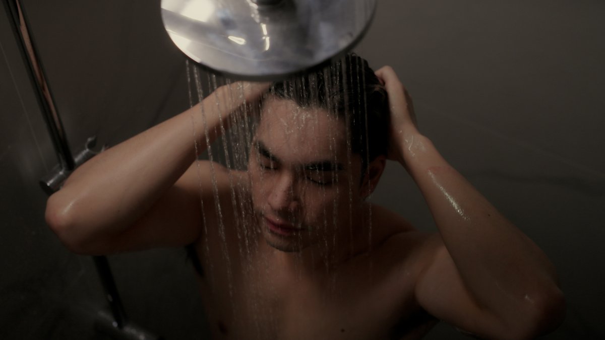 onehdthailand's tweet photo. ว้ายยย…ผู้ชายอาบน้ำ 

MY TUTOR MY LOVE EP3

#ติวเธอร์ที่รักEP3 https://t.co/IrE9LGvgdH