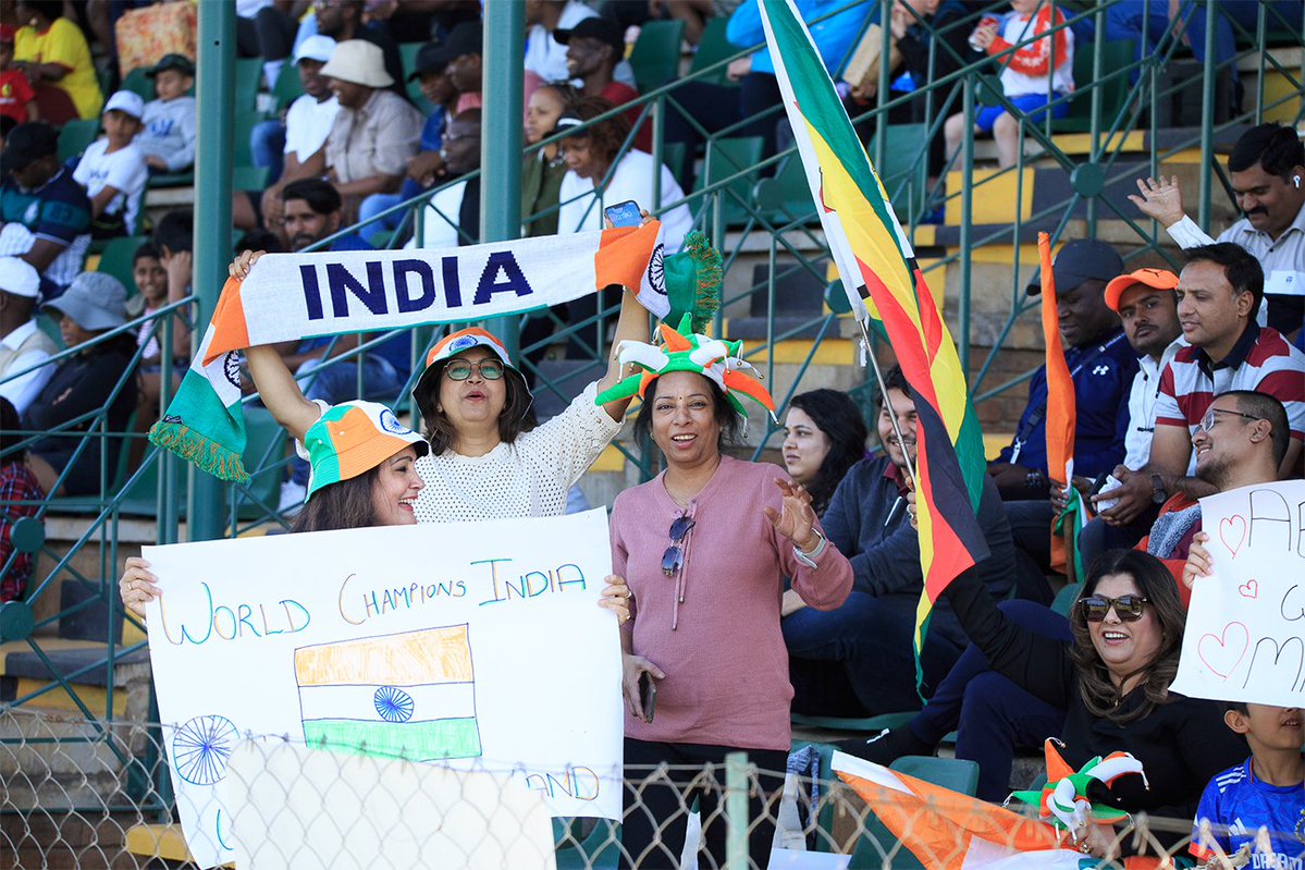 ZimCricketv's tweet photo. Hello, July 👋

India are coming this month 🥳

#ZIMvIND #ExperienceZimbabwe https://t.co/vNIsh929FS
