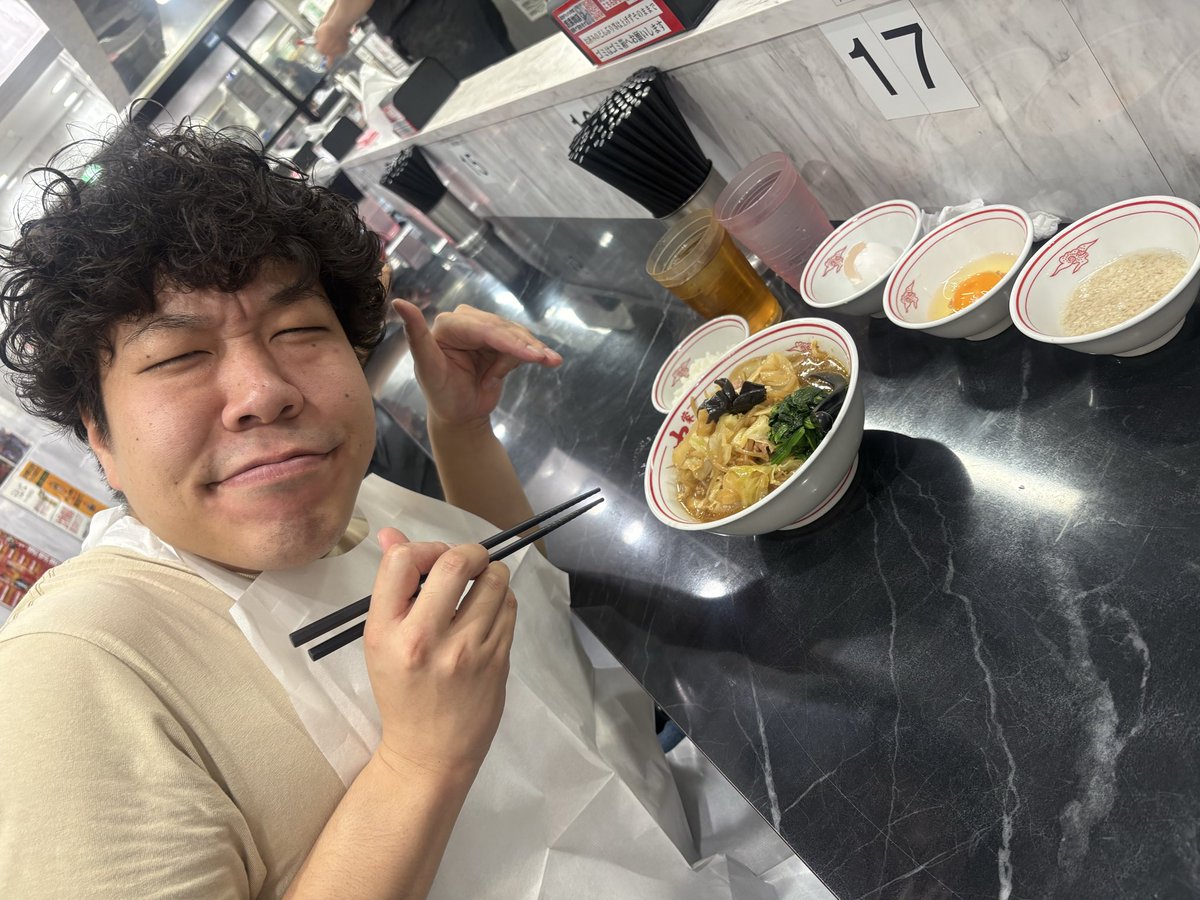 pipupopi's tweet photo. 蒙古タンメン中本目黒店さんに
私が中本限定史上２番目に好きで
愛してやまないMUSASHIが🍜🔥

MUSASHI麺超特大
辛さ5倍
野菜大盛り
背脂3つ
納豆
プチライス

ガツンッとうまい奇跡の麺料理‼️
ノッチョマンズはるのぶ君中本デビュー！

#蒙古タンメン中本
#MUSASHI
#麺超特大
#辛さ5倍
#おいちなてい https://t.co/V8Z6MURAF0