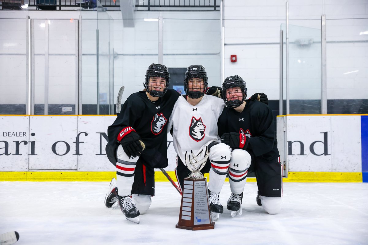 GoNUwhockey's tweet photo. Happy Canada Day to all our friends up North! 🇨🇦 https://t.co/0jwKwlM8b2