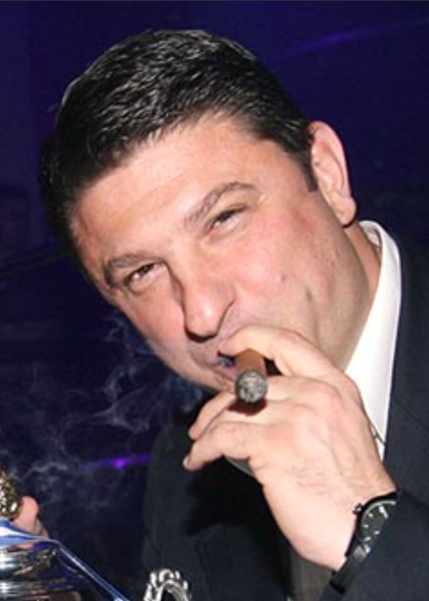 arisbilly2's tweet photo. Αυτό το διεφθαρμένο κάθαρμα έπαιξε με τη ζωή του Αριστοτέλη Χαντζή με χυδαία ψέμματα για δήθεν χρηματοδότηση των Προσφυγικών από το περιφερειακό πρόγραμμα "Αττική".

Διέψευσε η Κομισιόν.

Προσφυγικά: Η Κομισιόν διαψεύδει ότι υπάρχει χρηματοδότηση - omniatv https://t.co/s8GONK2a7q https://t.co/T9TDumcAkr