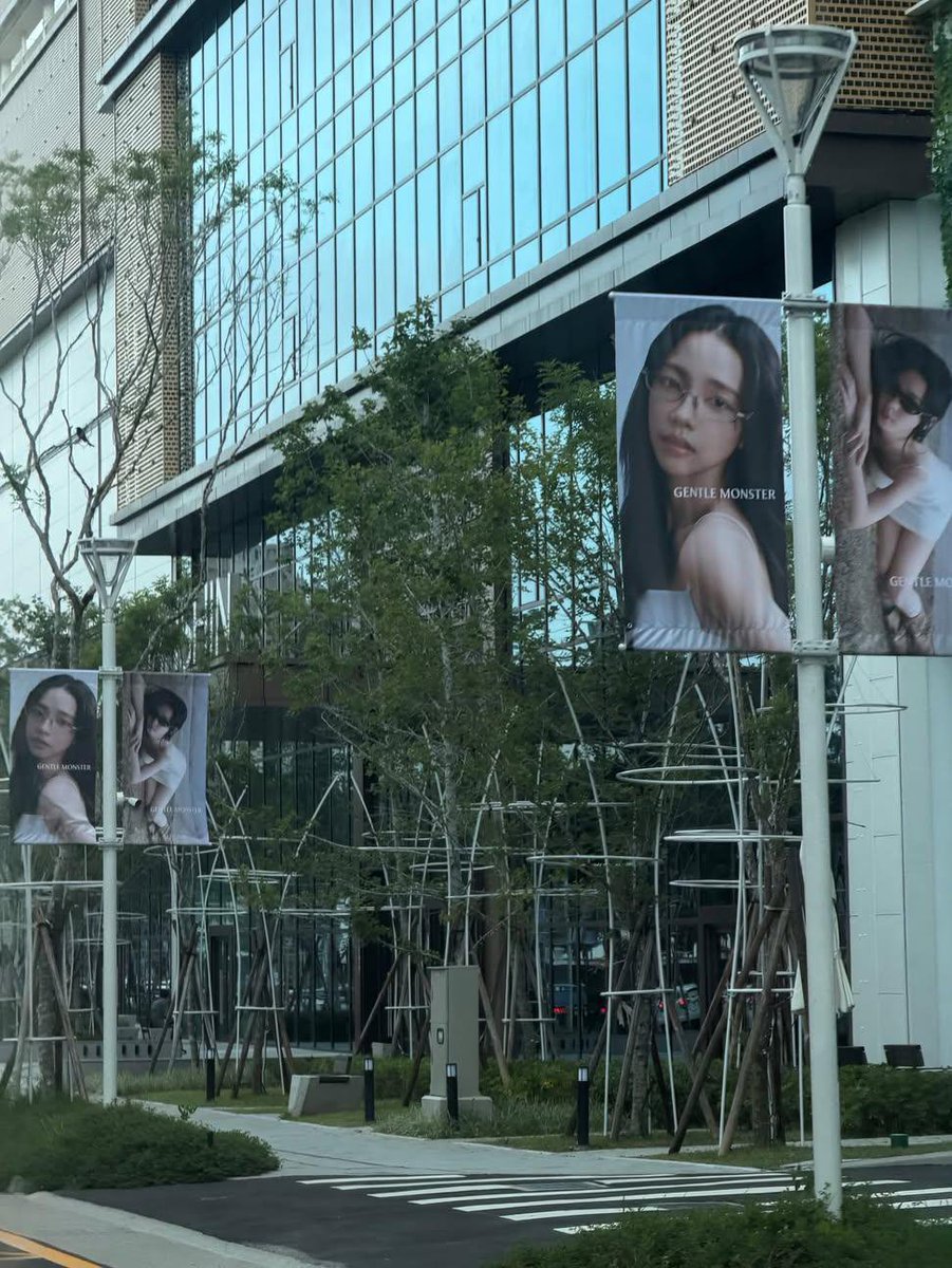 rinaupp's tweet photo. a karina fan spotted her gentle monster street light banner ads all around han shen intercontinental mall in taichung🤍 https://t.co/yJSvccGq9w