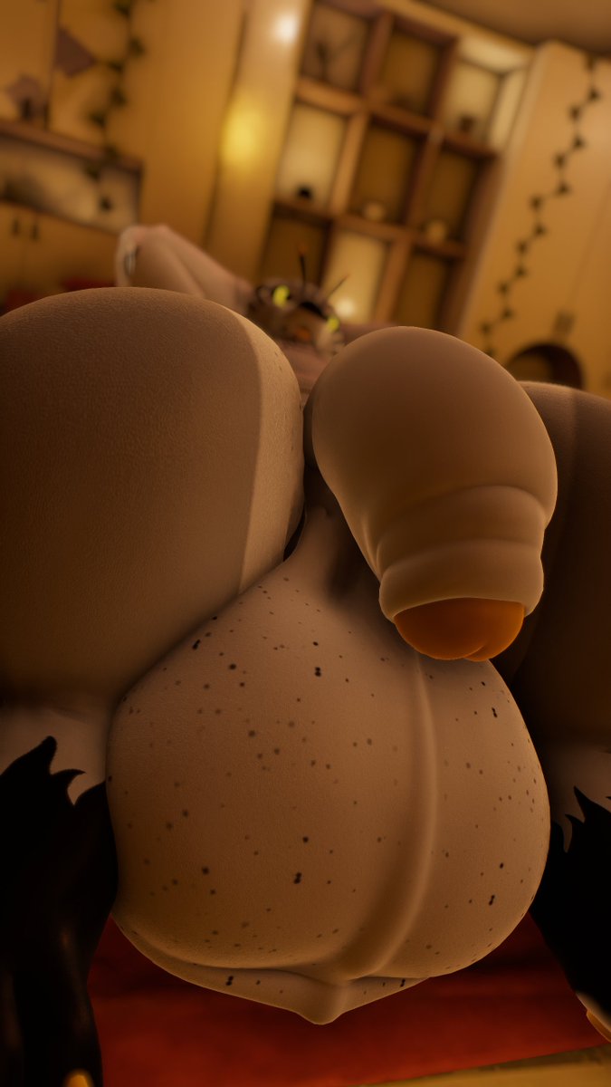 TheBapperBee's tweet photo. What are you staring at? This is my place, sit somewhere else or maybe you can on me~ https://t.co/qmyKFIqzOa
