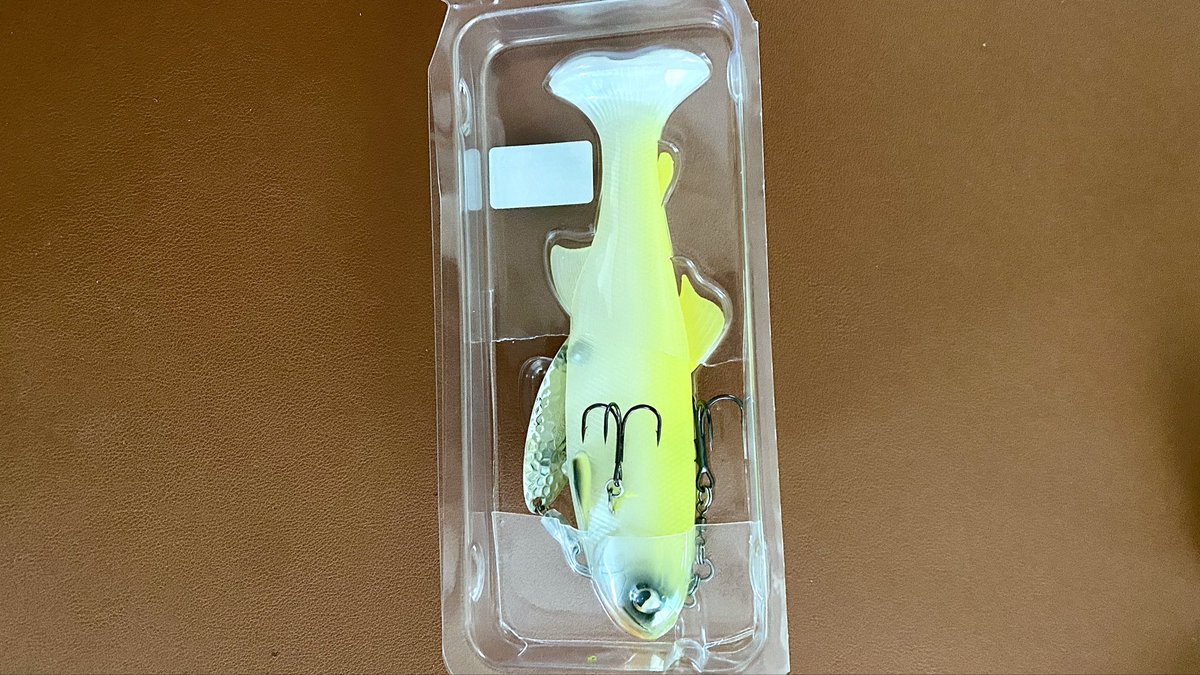 FHS_Owner's tweet photo. Raid JapanのAnti Deadアンデッドと
スライスフィッシュの2.8"(エラストマー)
3.5"(PVC)のレアなキワミ色と
ペラーの新サイズ
早く2.8もキワミカラー出ろ〜
リューギのRヴァンガード マイクロも
アンデッド🧟♂️は色々いじっちゃったけど
コレでいってみよう。
#レイドジャパン #SliceFish #バス釣り https://t.co/1yTiENVnK6