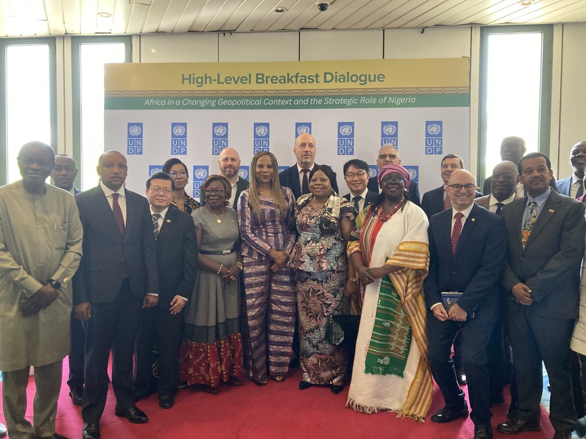 KorEmbNigeria's tweet photo. Amb. Jeong attended a breakfast dialogue hosted by UNDP Nigeria. With UNDP Africa Regional Director joining, participants exchanged views on Africa’s role in the evolving global order. https://t.co/mjn637Hub2