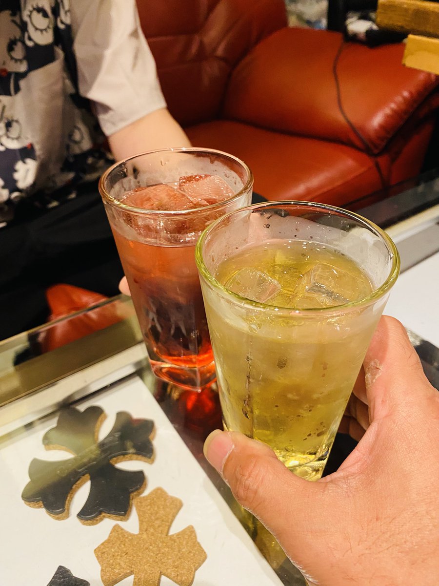 nerorythem's tweet photo. 【ネロ緊張中】

明日の配信に備えて、久しぶりすぎるので💦

慣らし運転してきました🍻

ワシ、やっぱりこのお方が大好きです❤️

明日の配信、絶対に聴いてね📻

@kobashara 
#メリー25周年
#狂宴
#メリー
#メトロノーム
#シャラク さん https://t.co/avz7lShc6l