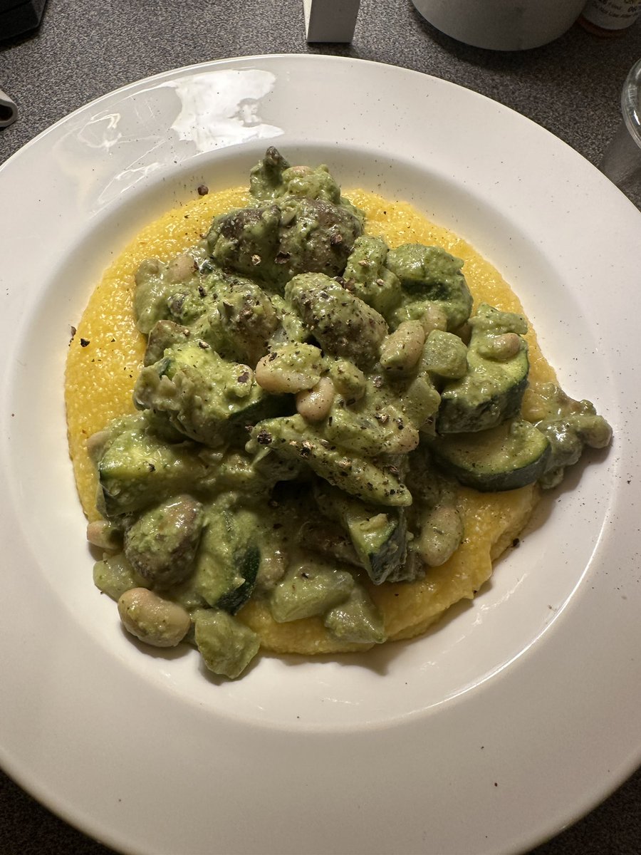 Autob0dy's tweet photo. New fav dish I'm adding to my week. Mushroom stem zucchini white bean with homemade walnut pesto over polenta. GOD dman https://t.co/xwBvOh4z9S
