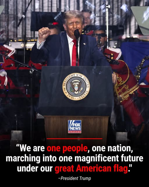 Chloe800000's tweet photo. President Trump delivering a patriotic message on national unity during last night’s Great American State Fair rally, highlighting our country’s strengths ahead of its https://t.co/jX5sym8wJC
