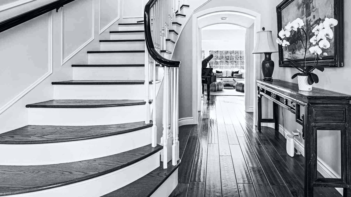 MRACELY's tweet photo. Proven methods to elevate a home's value. Professional interior designers provide strategic, effective solutions that can significantly enhance your home's worth and boost your financial standing as a homeowner. https://t.co/ESDr1tDtYf #HomeValue #RealEstate #HighNetWorth https://t.co/4tRvQKAsYi