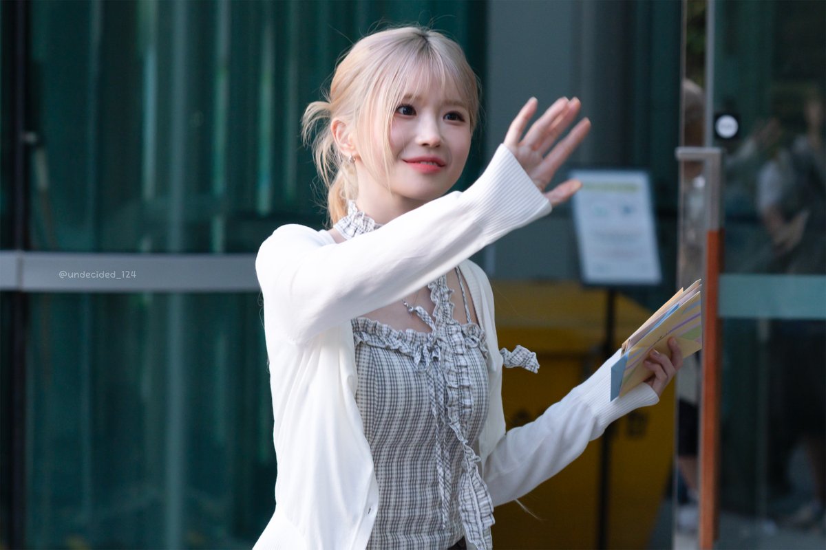 undecided_124's tweet photo. #송하영 #SongHaYoung 
#프로미스나인 #fromis_9

260629 https://t.co/U6FBtXJTUl