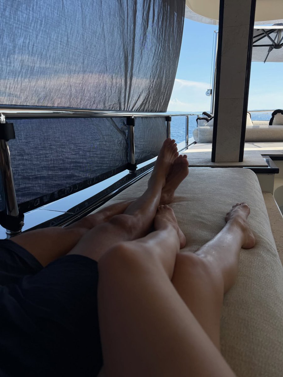 Rebecxca's tweet photo. doesn't  it  look  stunning?  simple,  yet  effortlessly  elegant. https://t.co/Xn58nShykr