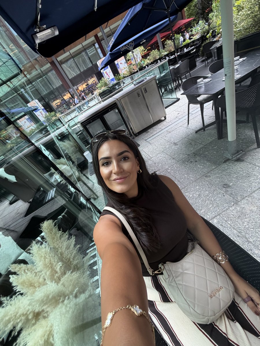 _claudiarea's tweet photo. Had the best time in London yesterday with @TradingInTheNow recording a pod episode for @PropFirmTrader 🫶

I have a behind the scenes vlog dropping soon to my YT channel - if you haven’t already, go subscribe 🤝 https://t.co/Gy10KJmsTT