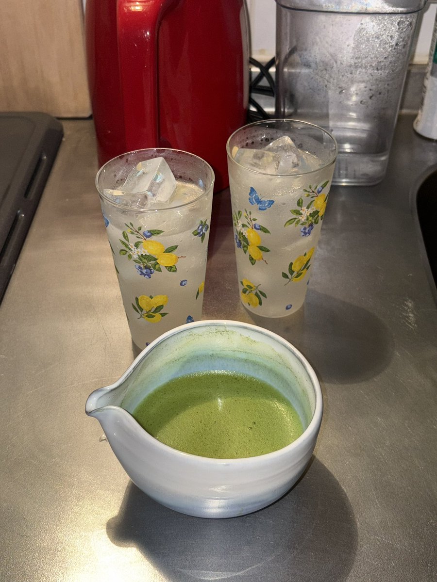 woochujin's tweet photo. 🍵🍋 https://t.co/ZM1L6bwWOu