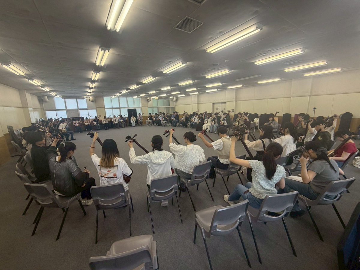keio_otoha's tweet photo. 6月21日（日）
先日、早稲田大学津軽三味線愛好会三津巴さんと明治大学津軽三味線 響さんともに三大学合同練習を行いました！✨
各校との練習を通して、交流を深められただけでなく、良い刺激にもなったのではないかと思います！🔥
ありがとうございました！！ https://t.co/1PHy2q2Umd