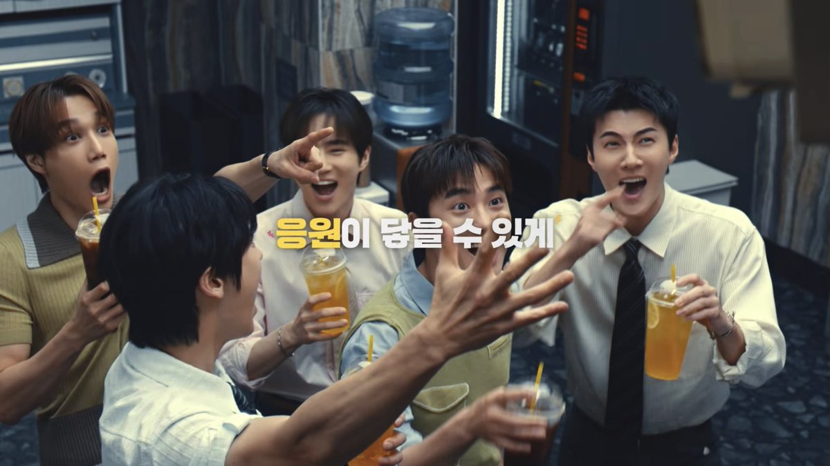 milkteus's tweet photo. turns out this is a behind-the-scenes photo from the mega coffee cf shoot… 😅 https://t.co/ay8eIEgO8m