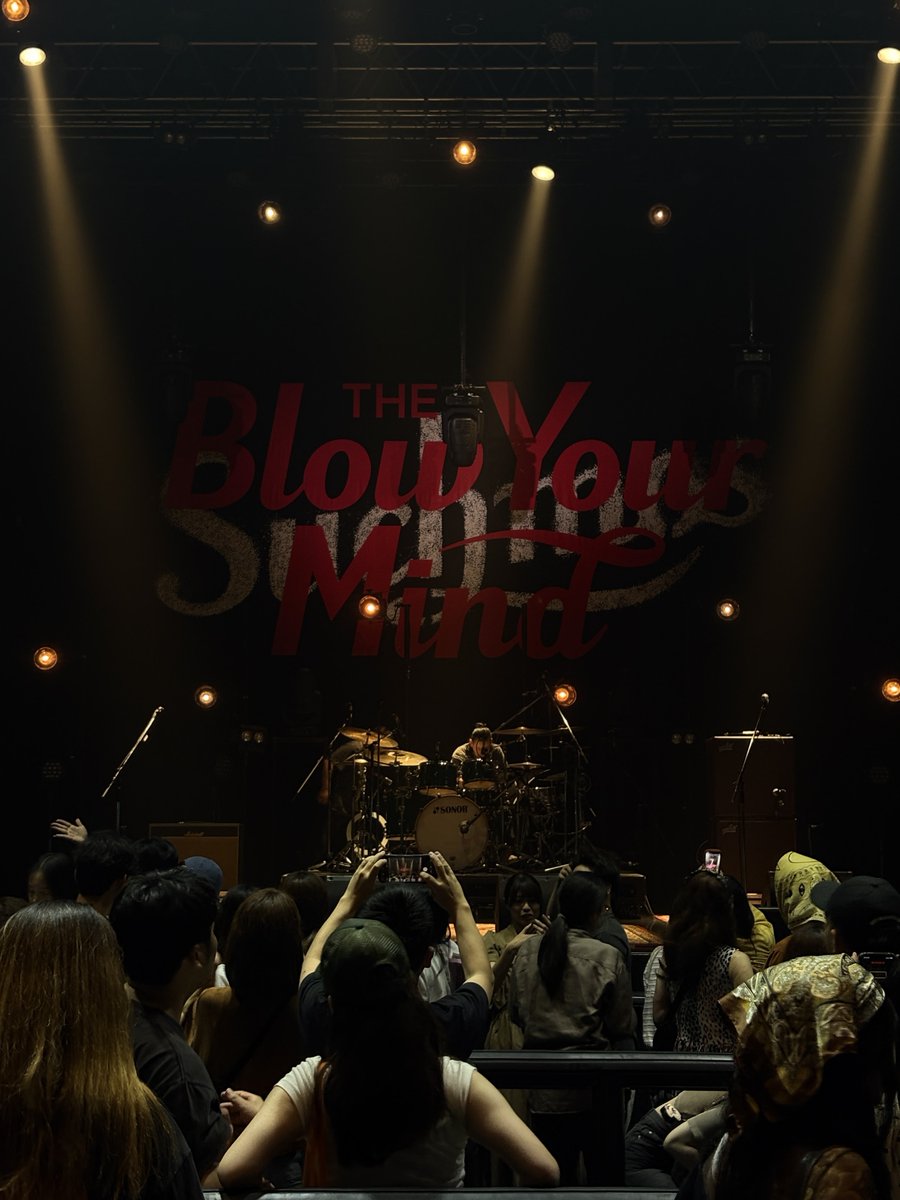 qnufl's tweet photo. The Blow Your Mind TOUR 2026
Suchmos × Fujii Kaze ❤️‍🔥 https://t.co/uR1mCt6B77