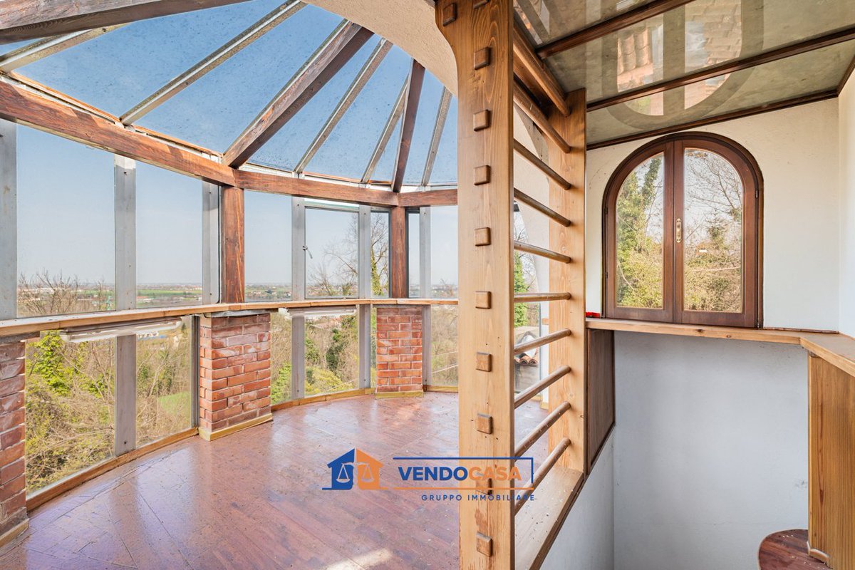 italianhouses's tweet photo. 🏡🌲Distinctive villa near #Mondovì
🌄Spectacular Alpine views
🌳9,000sqm private woodland
☀️Light-filled interiors
🚗Garage & cellar
✨Peaceful yet close to town
💶€450,000
❓Alpine sunsets or woodland tranquillity?
https://t.co/zMsrrzEAWi
#PropertyItaly #Piedmont #Cuneo https://t.co/H9gAz4nVOK