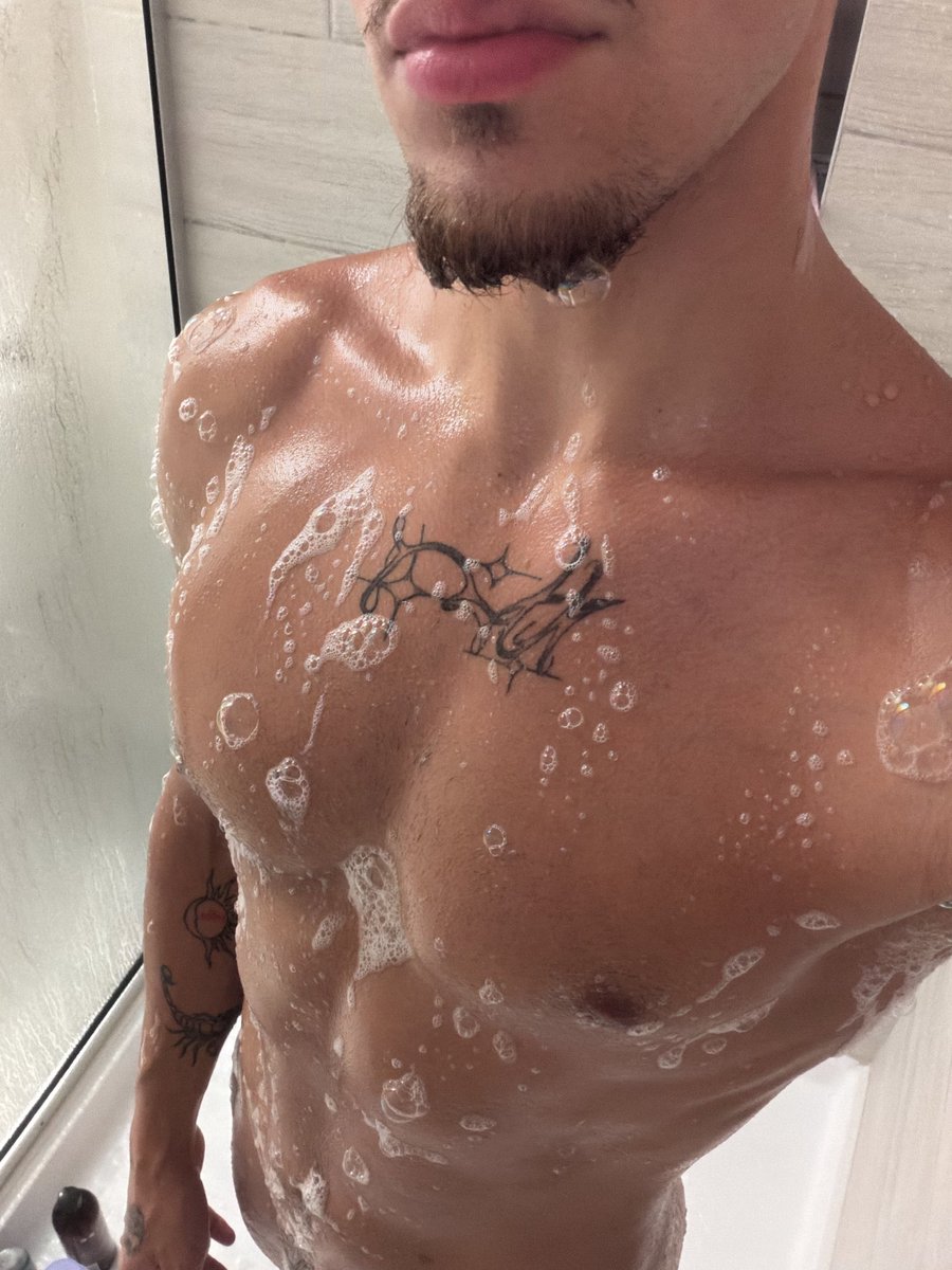 IsaiahAhhh's tweet photo. 🧼 https://t.co/xNuKUb0bU9