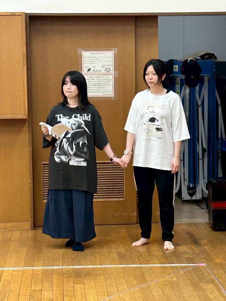 reticle_za's tweet photo. ＃レティクル座 
『戦浄のパンクロッカー』
本日もお稽古でした！
主演の林廉、良い顔してます！
戦隊モノ感のあるにじみんと、そこはかとなくロズウェル事件感のあるぞくちょと杏奈ちゃん。
豪華なメンツで作品作ってます！
【劇団員鈴木】
#戦浄パンク https://t.co/ajoGU0Q8ay