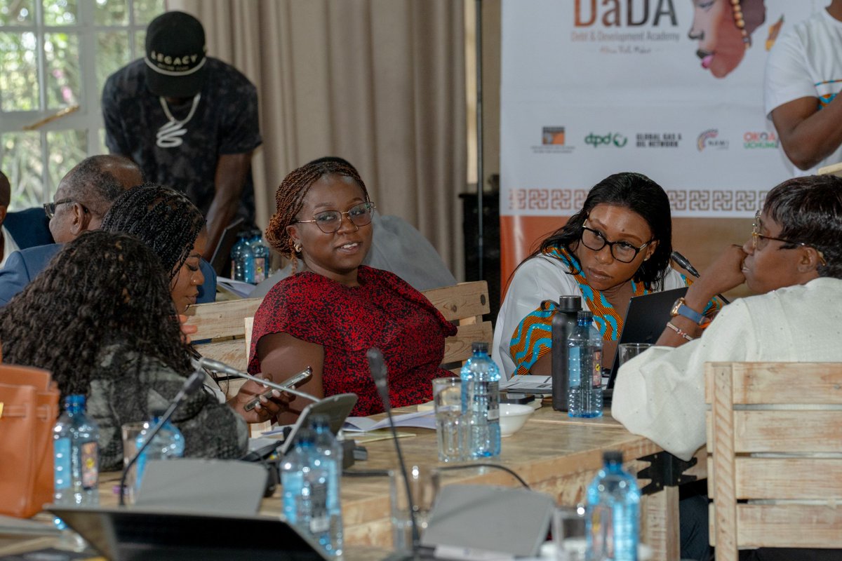 AFRODAD2011's tweet photo. 🌍L'Afrique ne peut pas refaçonner son avenir sans refaçonner les règles qui régissent la finance mondiale.

À #DaDAIV, les participants analysent l'histoire coloniale, les institutions, les intérêts et les structures de gouvernance qui sous-tendent l'architecture mondiale de la dette, ainsi que les réformes nécessaires pour renforcer le rôle et l'influence de l'Afrique dans la gouvernance financière mondiale. #AfricaRuleMaker #AfricaEconomicJustice
