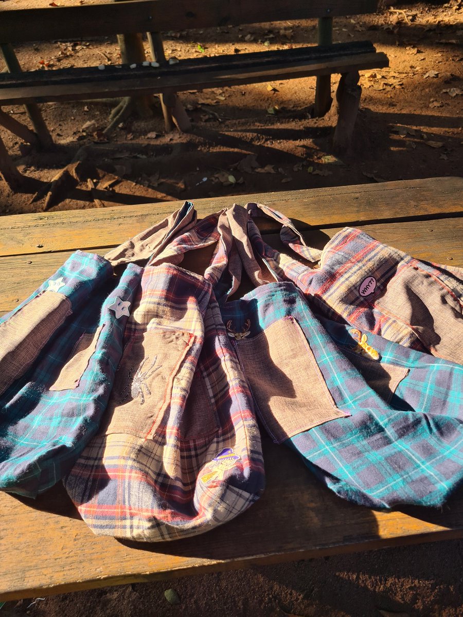 desmazeladas's tweet photo. Costurei umas bolsas!! Uhu https://t.co/hXokskHMtd