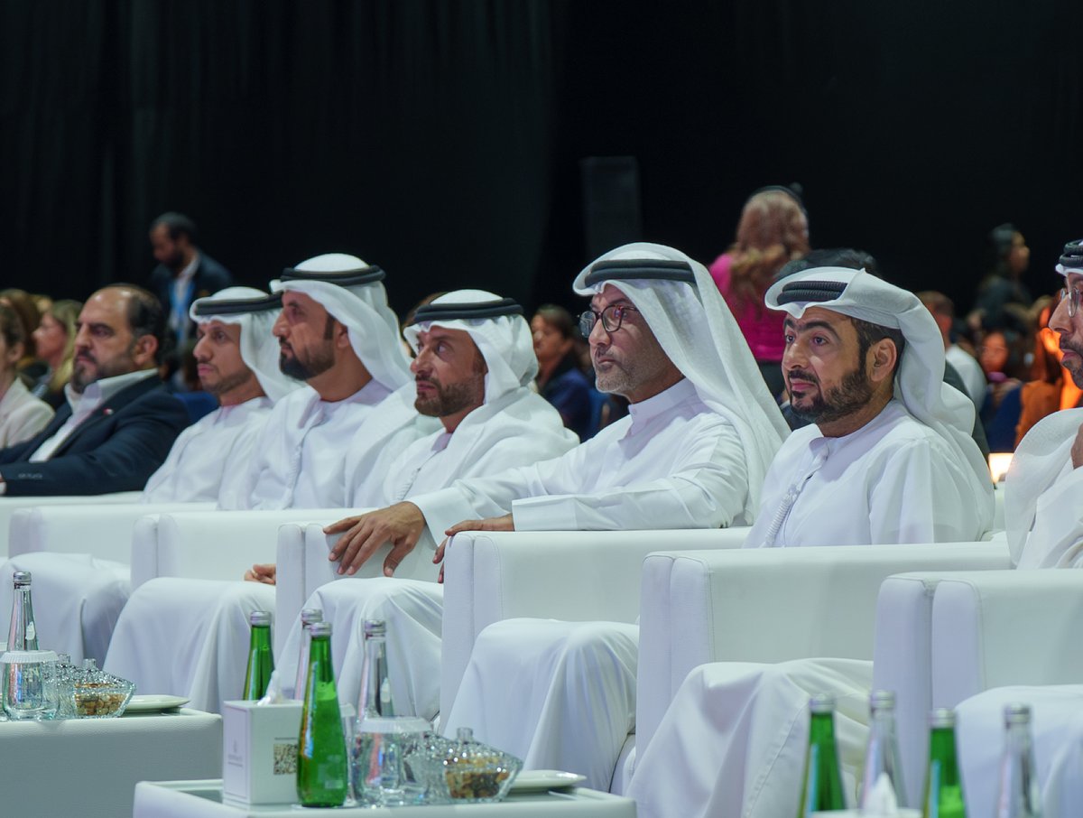 DXBMediaOffice's tweet photo. Dubai Sports Council honours the winners of the sixth edition of the MIDEA Dubai Schools Games. This year's edition witnessed significant growth, with registrations surging to 21,230 from 195 schools, competing across 27 sports disciplines. https://t.co/ULYYYcNdHv