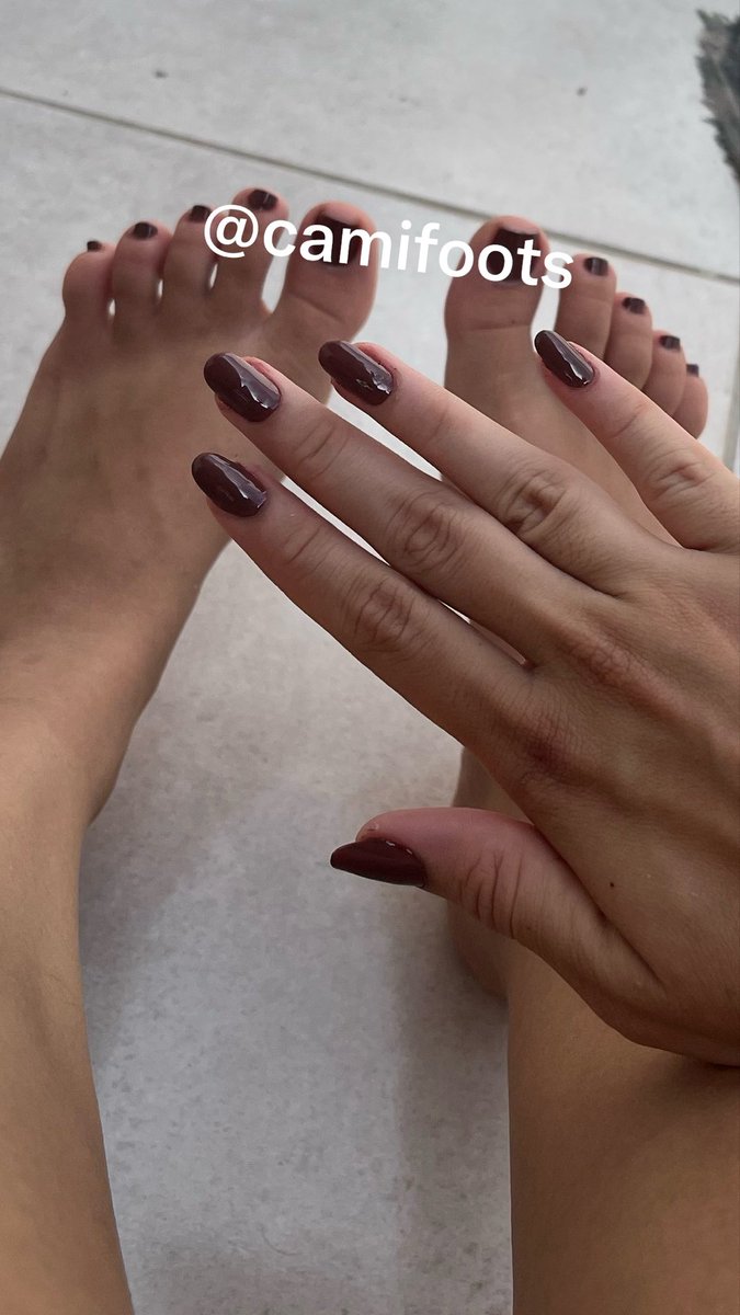 camifoots's tweet photo. unhas feitinhas por aqui.. queria um bobinho para lamber 👅 🦶🏼❤️
#feetfetısh #capacho #brasilpés #podolatria https://t.co/Y0e2kfzTdD