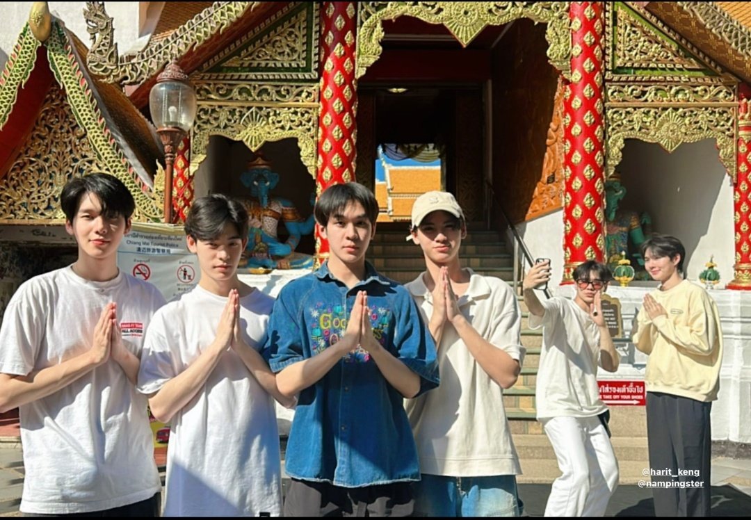 Me_Meaw04's tweet photo. เหมือนโลหนี้มีแค่เราสองอ่ะ เอ่อเอาเถอะ 5555555 https://t.co/G70OtaKNCv