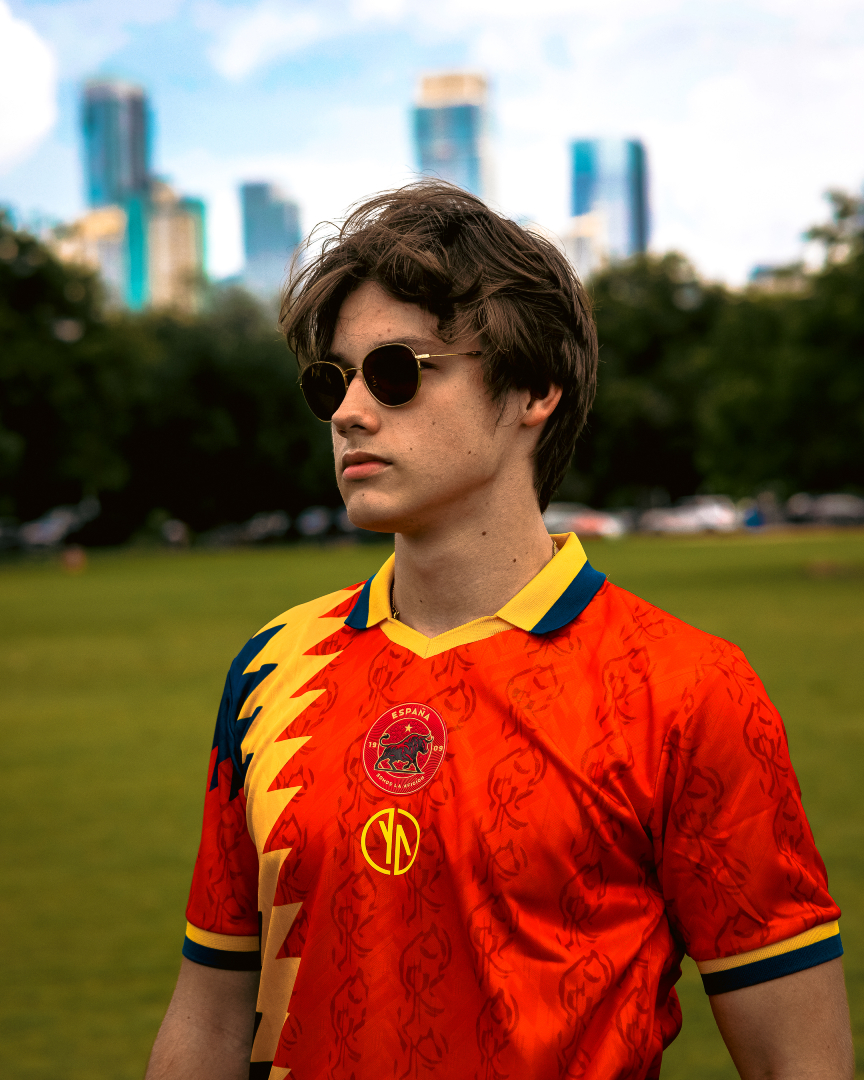 oyaactivehq's tweet photo. A jersey made for people who notice the details. 🇪🇸

The Spain Fan Jersey is available now on https://t.co/Khw1cn6eiu. https://t.co/G70a3oqvbg