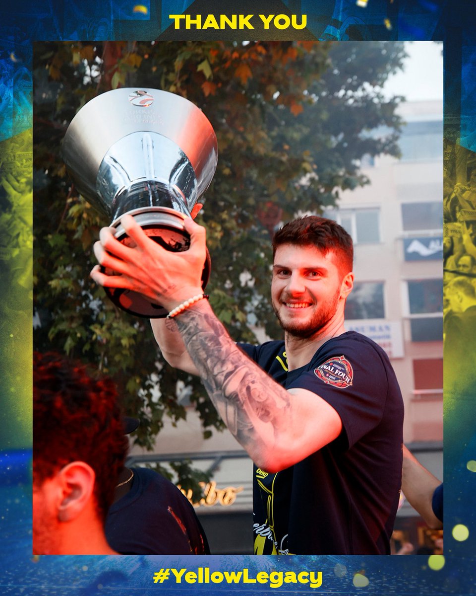 FBBasketbol's tweet photo. Memories made, history shared. Thank you Metecan! 📸 

#YellowLegacy https://t.co/DDJbTDqDBY