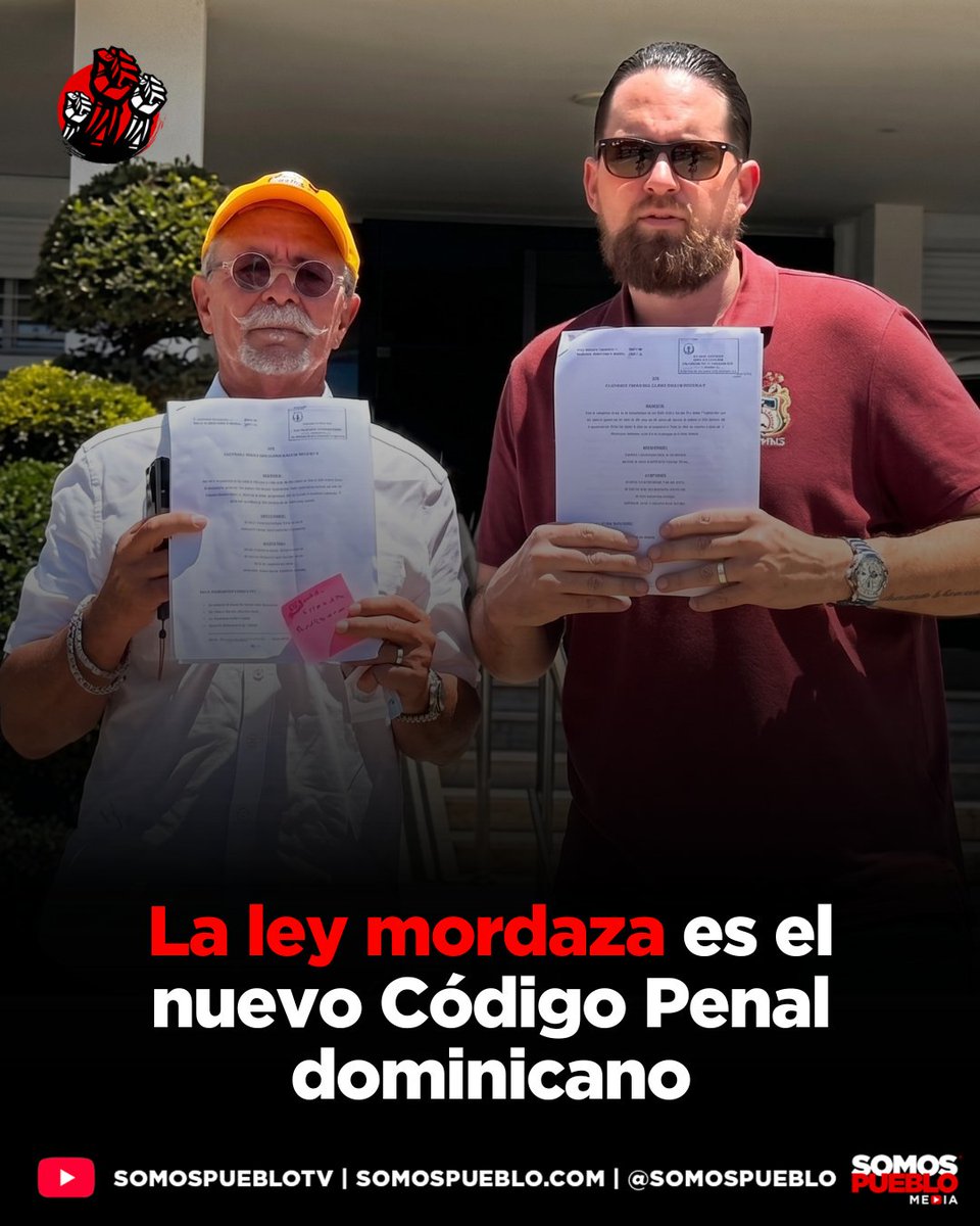 RDSomosPueblo's tweet photo. La Ley Mordaza es el nuevo Código Penal dominicano. El Art. 310 trata el “ultraje” a los funcionarios como delito y los blinda frente al escrutinio público. Pretensión que colide con el Art. 40.15 de la Constitución: “La ley solo puede ordenar lo que es justo y útil para la comunidad y no puede prohibir más de lo que le perjudica”. Una mordaza ni es justa ni es útil: sirve a los intereses de los políticos que algo tienen que ocultar.

La Declaración Universal de los Derechos Humanos (1948) consagra que los derechos humanos deben garantizarse “a fin de que el hombre no se vea compelido al supremo recurso de la rebelión contra la tiranía y la opresión”.

La punta de lanza de esta rebelión saludable son Ricardo Ripoll y Eduardo Sánchez Tolentino, de Somos Pueblo, quienes se oponen a la mordaza y han declarado que están dispuestos a que lo metan preso antes que callar. No hablan de pólvora ni de barricadas, sino de algo bastante más incómodo para el poder: una declaración formal de desobediencia civil, pacífica y de cara al sol. Resulta que la mordaza, diseñada para tapar una boca, como diría El Piro, se topó con un coro entero.

Ripoll, como marinero avezado que es, fondeó sus argumentos en sólidas anclas constitucionales:

El Art. 13 de la Convención Americana sobre Derechos Humanos (CADH), “Pacto de San José”, ratificada por el Congreso y puesta en vigor desde 1978, consagra la libertad de pensamiento y de expresión, derecho que, por estar contenido en un tratado de derechos humanos, goza de jerarquía constitucional y de aplicación directa e inmediata conforme al artículo 74.3 de la Constitución. Choca, de igual modo, con el Art. 49 de la Constitución de 2024, que reza: “Toda persona tiene derecho a expresar libremente sus pensamientos, ideas y opiniones, por cualquier medio, sin que pueda establecerse censura previa.”

Una ley espuria podrá llevar la Gaceta Oficial, pero no la legitimidad. Y cuando lo legal y lo legítimo se divorcian, la última palabra la tiene el pueblo, que no se dejará cercenar la libertad de expresión.