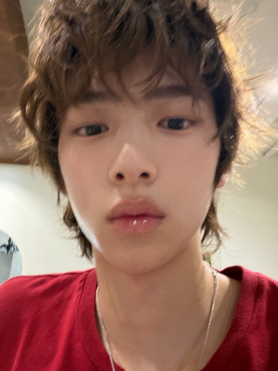 Juhoon tweet media