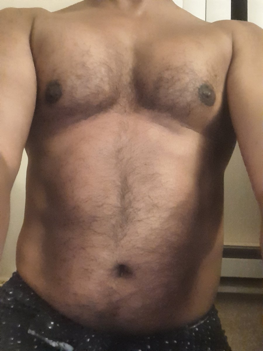 micous1978's tweet photo. Trying to get fit. Working out to reduce tummy. Let's see how long will it take to get a flat belly. Any suggestions? https://t.co/Z4V3ObkyRw