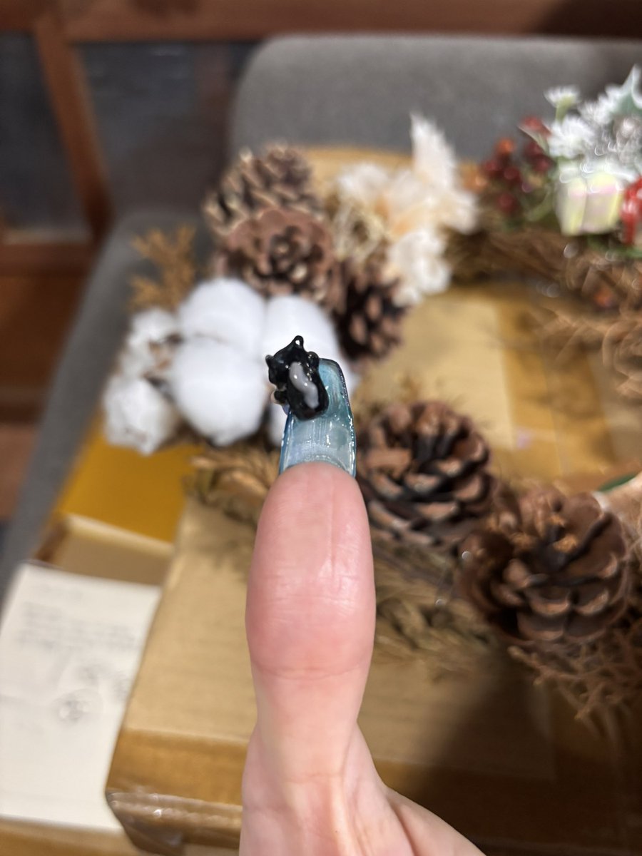 awawac0c's tweet photo. 一旦今月の爪の大枠完成したから
レイ先生が戻ってくる祈願も込めて⤴️⤴️
普通に帰ってこいよ
レイ先生概念のキャラパーツは全部手作りですイエーイ✌️
#WeMissedZayne
#恋と深空
#BringZayneBack
#BringValkoBack
#STAYWITHVALKO
#STAYWITHZAYNE
#LoveandDeepSpace https://t.co/JHS0d5WdRr