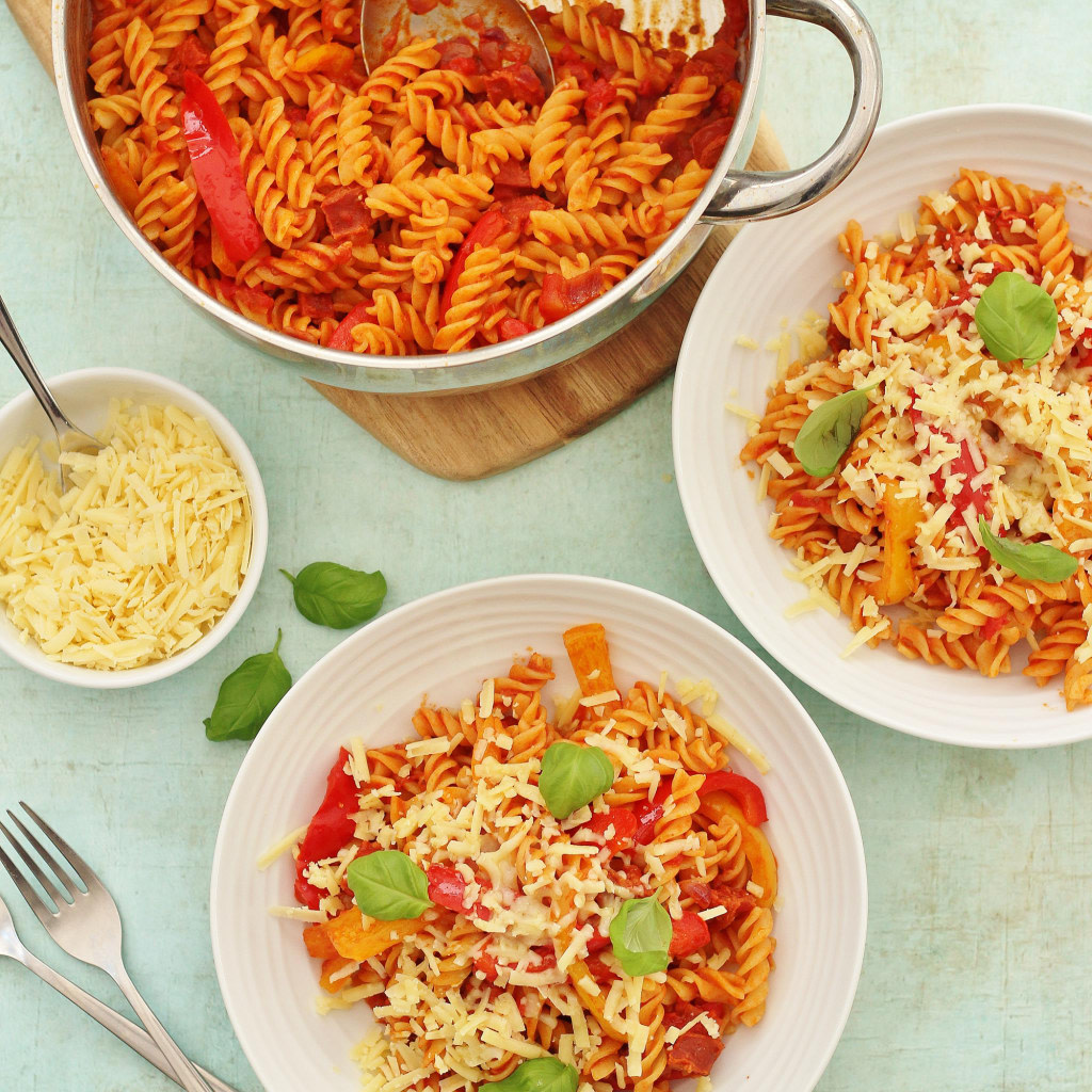 easypeasyfoodie's tweet photo. A quick and easy family friendly meal, this Tomato, Pepper and Chorizo Pasta takes just 30 minutes to make and is packed full of flavour…perfect for busy weeknight evenings. A few weeks ago,... https://t.co/N5jQAadxoa
#chorizo #pasta #under30minutes #easydinners #midweekmeals https://t.co/00OotVXXt4
