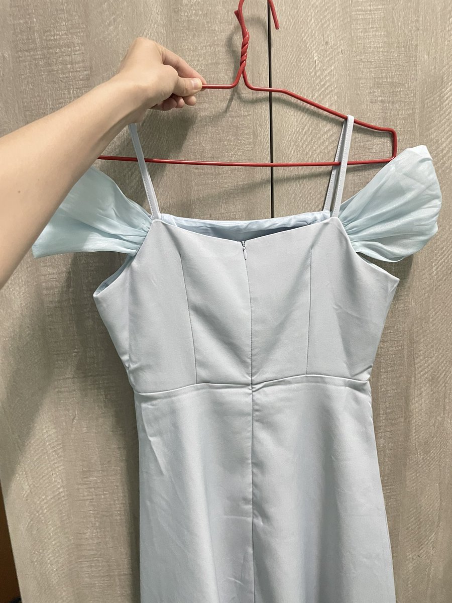 thisisme_shop's tweet photo. ซื้อมา 520 ส่งต่อ 180 บาทรวมส่ง ‼️‼️ ใส่แค่1 ครั้งค่ะ
#ส่งต่อเสื้อผ้ามือ2 #ส่งต่อเสื้อผ้ามือสอง #เสื้อผ้าราคาถูก #ส่งต่อเครื่องสำอางมือสอง #ส่งต่อเสื้อผ้าราคาถูก #ส่งต่อสกินแคร์มือสอง #ส่งต่อเดรส #ส่งต่อแจ็คเก็ต #เสื้อมือ2 #ตลาดนัดมือสอง https://t.co/t1LzQfkS13