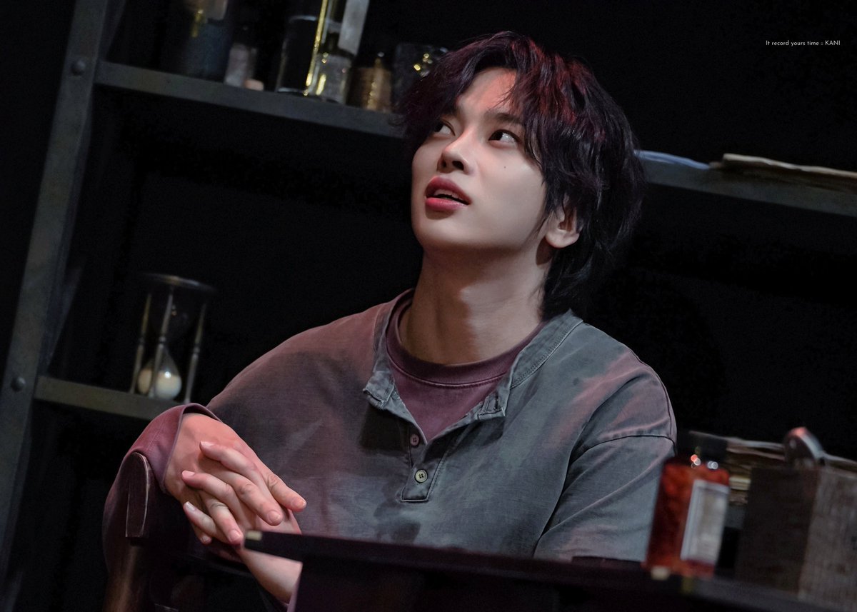 ODOKANI_PIC's tweet photo. 260701 연극 언체인 ⛓️

[ 장면시연 - "들어오지 말라고 했잖아" ]

고마워~ 고맙고말고
널 사랑하는 마음이 계속해서 커져만가…

-
싱어 || #최석진 배우님 https://t.co/HAp7yNdov9