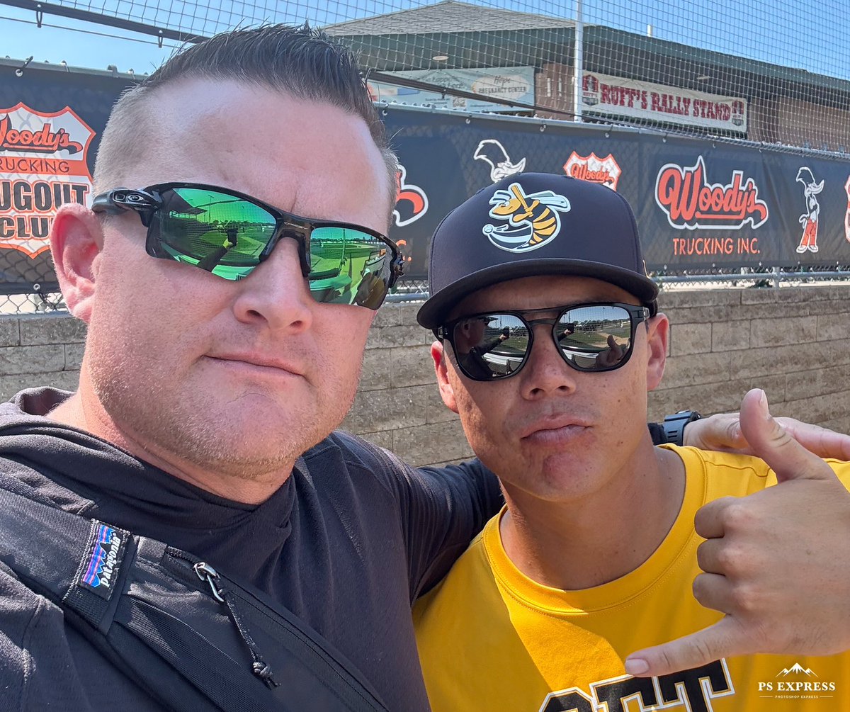 CoachTwohig's tweet photo. On the trail this summer…

Ran into  ✌️former players on mine. So proud of the men they have become!

Alex Urlaub, SS @csusports 
@AUrlaub 

Freddy Smith, SS @CSUNBaseball 
@freddy_smith8 

#ProcessOverResults👊 https://t.co/fcvNYz1wMF